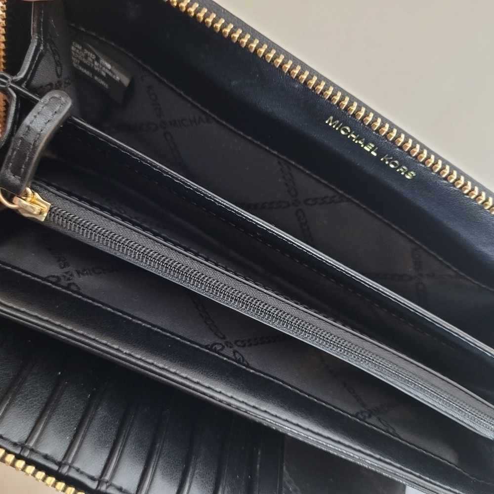 Michael Kors Jet Set Travel Large Crossgrain Leather Continental Wristlet - Picture 5 of 9